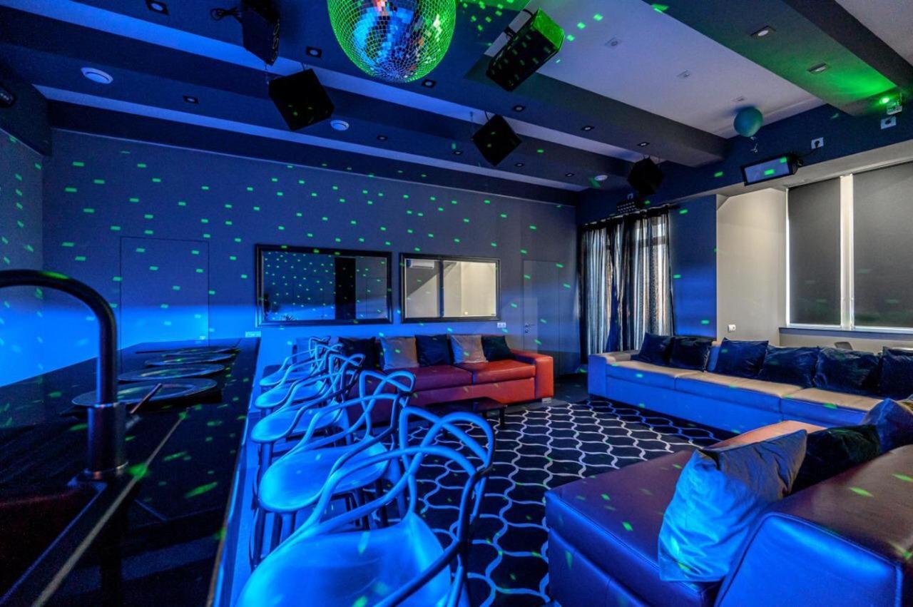Party Luxury 3Br Sea View Apartment In Arcadia Oldenburg Bagian luar foto